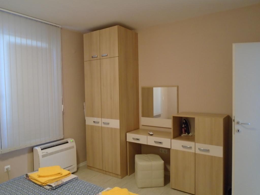 Nedev'S Apartments In Kavatsi Area ソゾポル エクステリア 写真