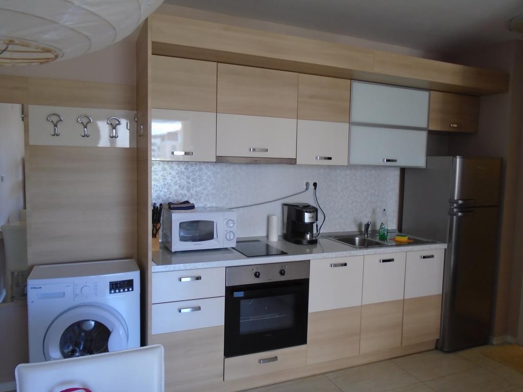Nedev'S Apartments In Kavatsi Area ソゾポル エクステリア 写真