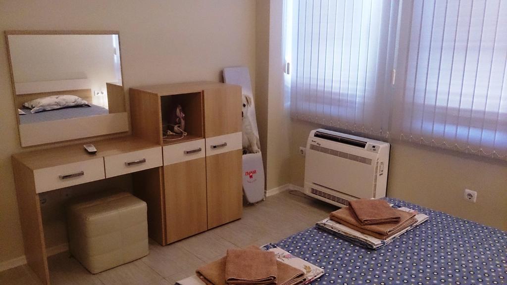 Nedev'S Apartments In Kavatsi Area ソゾポル エクステリア 写真