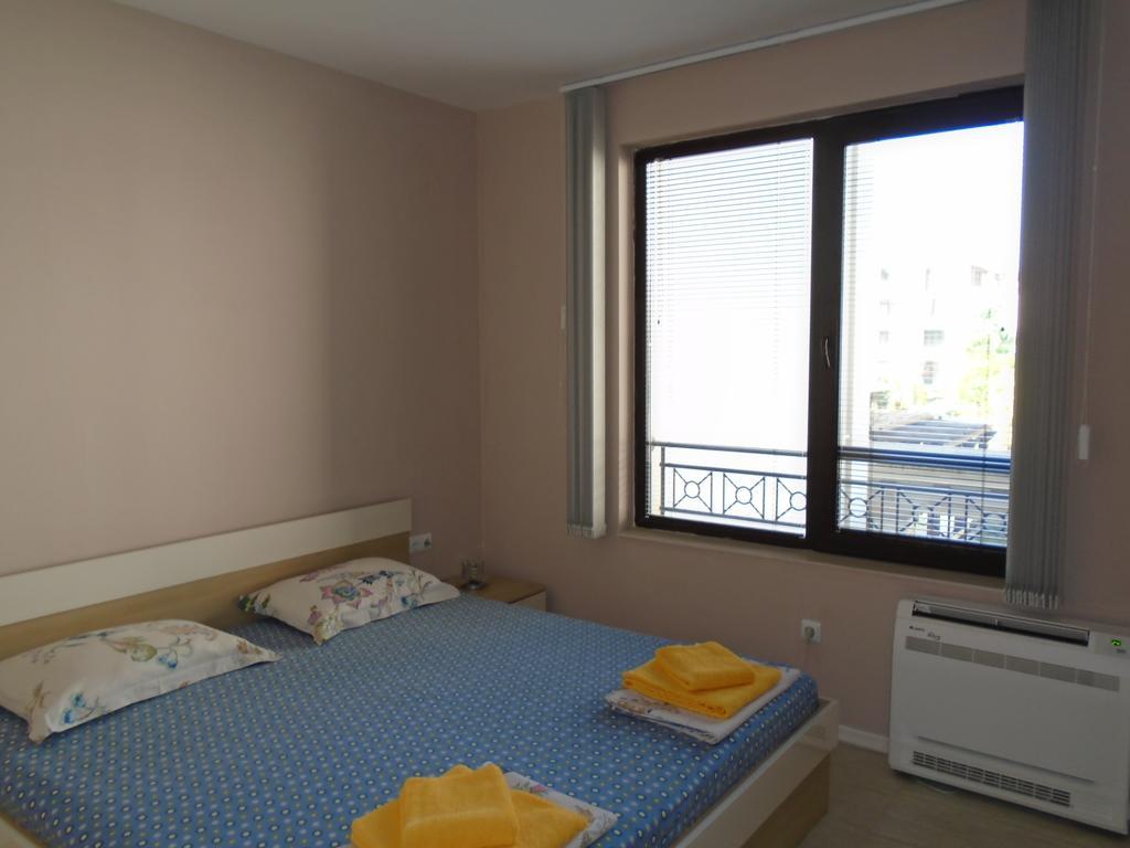 Nedev'S Apartments In Kavatsi Area ソゾポル エクステリア 写真